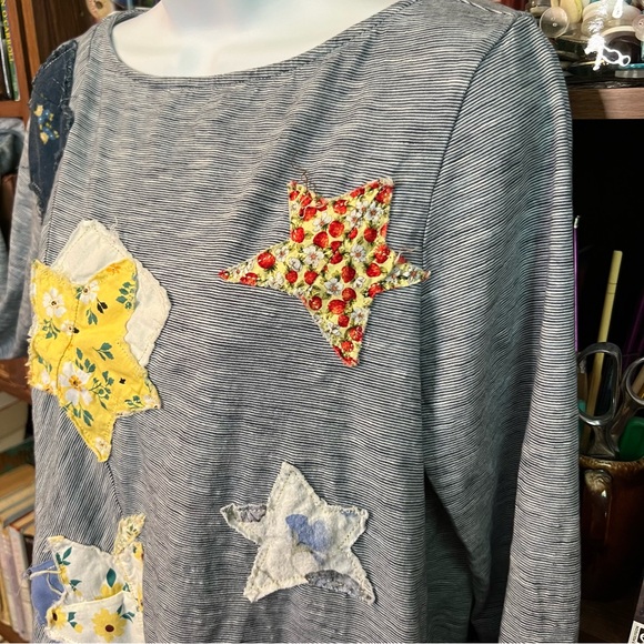 Upcycled Patchwork Star Print Distressed Cotton Stretch Tunic Top - Picture 7 of 14